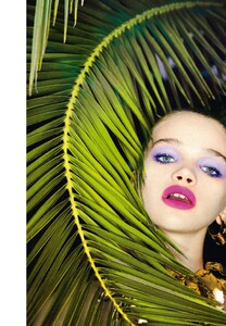 vogue-russia-07-2019_stella_by_carlijn-jacobs3.thumb.jpg.7d513a7ccd7a2f4a5e1f34f89d854a28.jpg