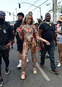 winnie-harlow-at-yard-mas-and-xodus-carnival-in-jamaica-04-16-2023-0.jpg