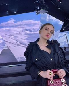 xenia_338277924_2457404534424190_7704078318502868222_n.thumb.jpg.ac7622d3a2683000476d9e7fefd577d7.jpg
