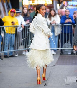 yara-shahidi-arrives-at-good-morning-america-studios-in-new-york-04-24-2023-2.jpg