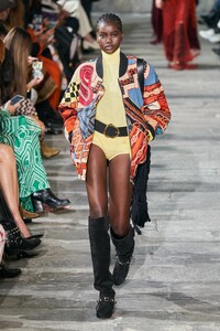 00004-etro-fall-22-ready-to-wear-milan-credit-gorunway.thumb.jpg.bf69ba93b56ccae0d685245d8163a35a.jpg