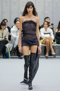 00038-coperni-fall-2022-ready-to-wear-paris-credit-brand.thumb.jpg.2222d59e56021f39ed9d14f40b5e46a7.jpg