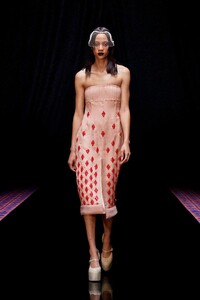 00044-lanvin-fall-22-ready-to-wear-paris-credit-brand.thumb.jpg.a2568b7637845e75f5bbdac863fd09b5.jpg