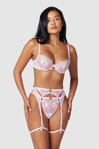 1-Liana-Pink-Set-Muriel.jpg