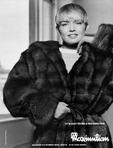Vanity Fair (US) 1989-11 PHtbd- Maggie Brendler.jpg