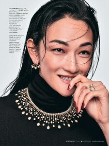 ハーパーズ バザー  Harper’s Bazaar Japan 2023-01_02_imgs-0169.jpg