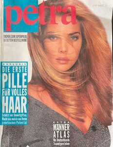 17646842_petraDe0398coverNicoleVerheyden.thumb.jpg.24172f731bea3453f0b8237c636b616f.jpg