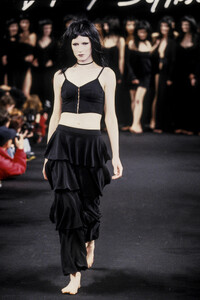1797129054_BetseyJohnson1996WomenRTW128.thumb.jpg.6bb5de9573cdb39c928f766385fccc3c.jpg