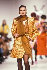 ysl fw  1989 rtw.jpg