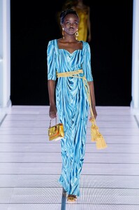 184505514_MoschinoF22054.thumb.jpg.0081b2b9aa9aba4caabf0f0d7c764c41.jpg