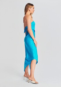 1850355413_CarolineKelley-SER.O.YO2023GinniSilkMidiDress(Turquoise)230517_PF23LB_ECOM_SET2_SHOT_08_0834.thumb.jpg.e4f5b4711813e6385f00b11636c9a516.jpg