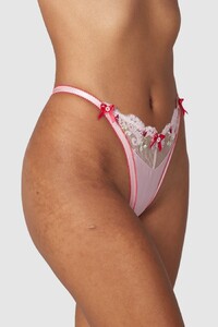 2-PinkBloomBottoms-ThongOnly-Muriel.jpg