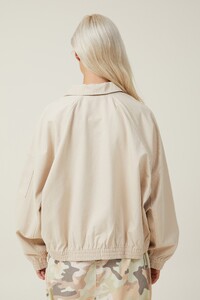 2056595-01-3.jpg