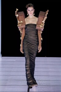 220830395_MoschinoF22057.thumb.jpg.10c4d5c98bbfda177136bbc48bd2b34b.jpg