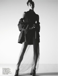 267252692_Num_ro_Magazine_N_150_F_vrier_2014(dragged)17.thumb.jpg.9ddf552b29707562d81e0984ece3f741.jpg