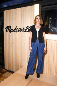 358763911_delevingne-2.jpg