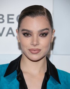 360778022_hailee-3.jpg