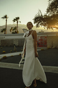 L'eto-Bridal-Wedding-Gowns-Palm-Springs-Collection_-11-2.jpg