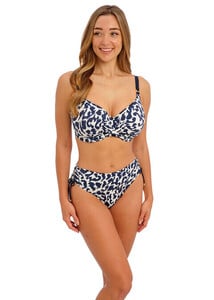 480x672-pdp-mobile-FS504005-FRY-alt1-Fantasie-Swim-Hope-Bay-French-Navy-Uw-Full-Cup-Bikini-Top.jpg