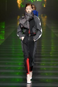 650947218_FerrariF22020.thumb.jpg.37b4b9512fe38b03700a2d75139719f8.jpg