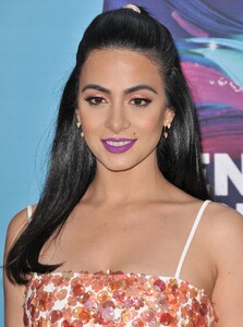 78415161_picturepub-emeraude-toubia-003.jpg