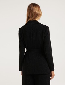 AllTerritories_OnBody_28109107_B.jpg