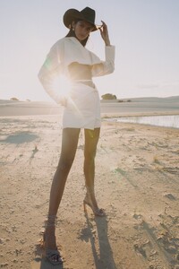 Billini_US-Summer21_Raex-Murillo8.thumb.jpg.cf5dbc9ced9bc8a020fff09c0434faa0.jpg
