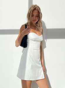 Briana_mini_dress_white_03.jpg