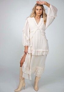 CHATEAUVINTAGESPOTMAXIDRESSBYTHREEOFSOMETHINGAUSTRALIA_1800x1800.jpg
