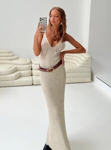 Carrera_maxi_dress_beige_01.jpg