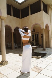 Indah-SS23-StephM-167.thumb.jpg.799542d8d48d89c93b1c58718f3d4451.jpg