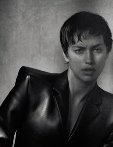 Irina_15.thumb.jpg.657d14d37fad49a27679f9dc198beb88.jpg