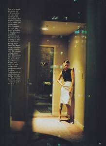 Luchford_US_Vogue_April_1995_06.thumb.jpg.62e73ac3416495de84a7c0d7ee63c61c.jpg