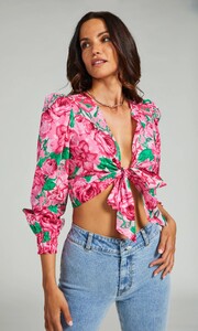 SU23_Francis_Top_RoseGardenPinkMulti__5_3000x.jpg