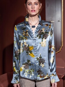 T1529_bestinshowblouse_autumnfloral_1_ee1af481-953a-4a38-ba1d-99e8e9afb7cb_1024x1024@2x.jpg