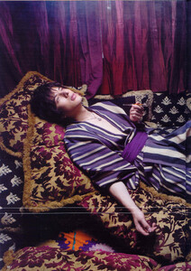 TVHOMME7-021-SY.thumb.jpg.5d26903ad58fbeb86c60330ac07d36c3.jpg