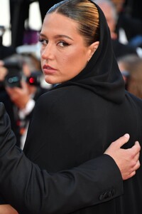 adele-exarchopoulos-at-76th-annual-cannes-film-festival-closing-ceremony-05-27-2023-2.jpg