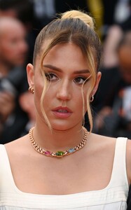 adele-exarchopoulos-at-monster-premiere-at-76th-cannes-film-festival-05-17-2023-2.jpg