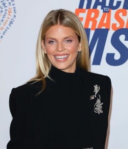 annalynne-mccord-at-30th-annual-race-to-erase-ms-gala-in-los-angeles-06-01-2023-4.jpg