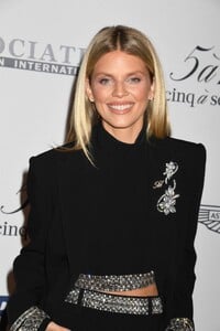 annalynne-mccord-at-30th-annual-race-to-erase-ms-gala-in-los-angeles-06-01-2023-6.jpg