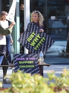 annalynne-mccord-at-a-protest-at-balenciaga-store-in-beverly-hills-12-03-2022-6.jpg