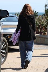ashlee-simpson-arrives-at-nobu-in-malibu-06-25-2023-3.jpg