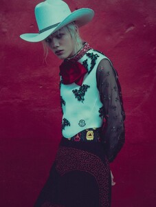 cowboy_02.thumb.jpg.09c6ce83690bb8c19eaf3d7a53a61a07.jpg