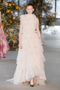 defile-jason-wu-automne-hiver-2022-2023-new-york-look-26.thumb.jpg.d905137f819ec7f2519bee33784cac0f.jpg