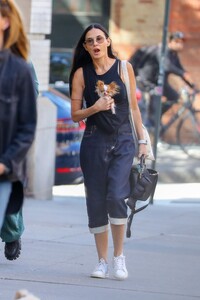 demi-moore-and-scout-willis-out-in-new-york-05-26-2023-2.jpg