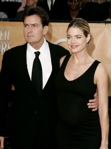 denise-richards-and-charlie-sheen-at-11th-annual-screen-actors-guild-awards-02-05-2005-3.jpg