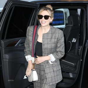 elizabeth-olsen-arrives-at-today-show-in-new-york-06-14-2023-2.jpg