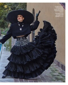 eva-longoria-in-town-country-april-2023-6.jpg