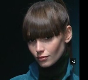 f03trussardi-18-324.thumb.jpg.7c0650c19cab4c51d2d1468405161291.jpg