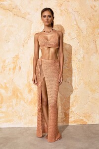 flook-the-label-amina-set-top-skirt-tangerine-crochet-front.thumb.jpg.42159fa48498ceea5c36b6894199785f.jpg